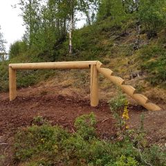 Sommerbutikken AS - Balanseelement i rundstokk med oppgang