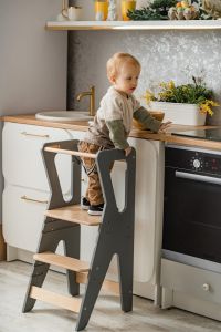 Sommerbutikken AS - Kjøkkenhjelper Læringstårn Grå