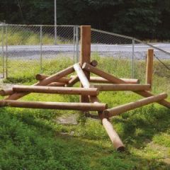 Sommerbutikken AS - Kravlepyramide for lekeplasser