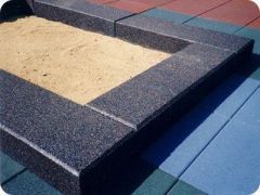 Sommerbutikken AS - Sandkasse i elementer av gummi