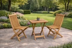 Cafesett i teak med bord og to stoler - Sommerbutikken.no