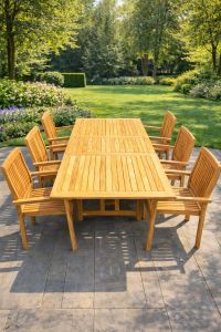 Hagemøbelsett i teak med seks stoler - Sommerbutikken.no