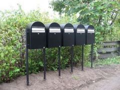 Postkassestativ Bobi inkl. postkasser