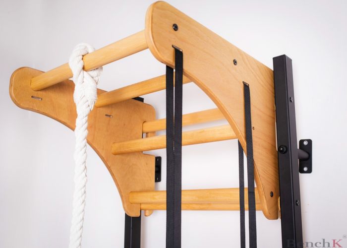 BenchK PB210 Pull-ups bar for ribbevegg - Bøkfarget - Sommerbutikken AS