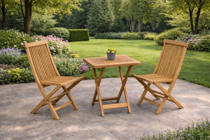 Cafesett i teak med bord og to stoler - Sommerbutikken.no