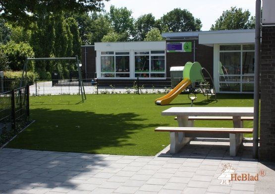 Sommerbutikken AS - Parkbenk i naturlig betong