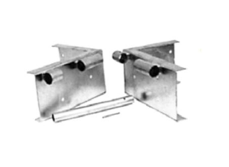 Leddet hjørnebeslag for sammenkobling av brygger - Sommerbutikken.no