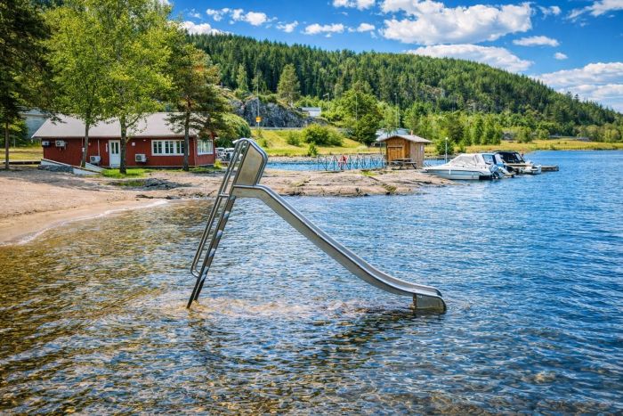Sklie for badeplass i rustfritt stål - Sommerbutikken.no