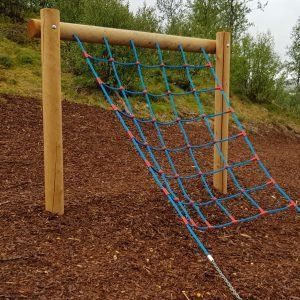 Sommerbutikken AS - Klatrehinder med nett for lekeplasser og hinderløyper