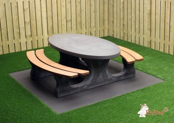 Sommerbutikken AS - Ovalt Parkmøbelsett med bambus-benker HeBlad